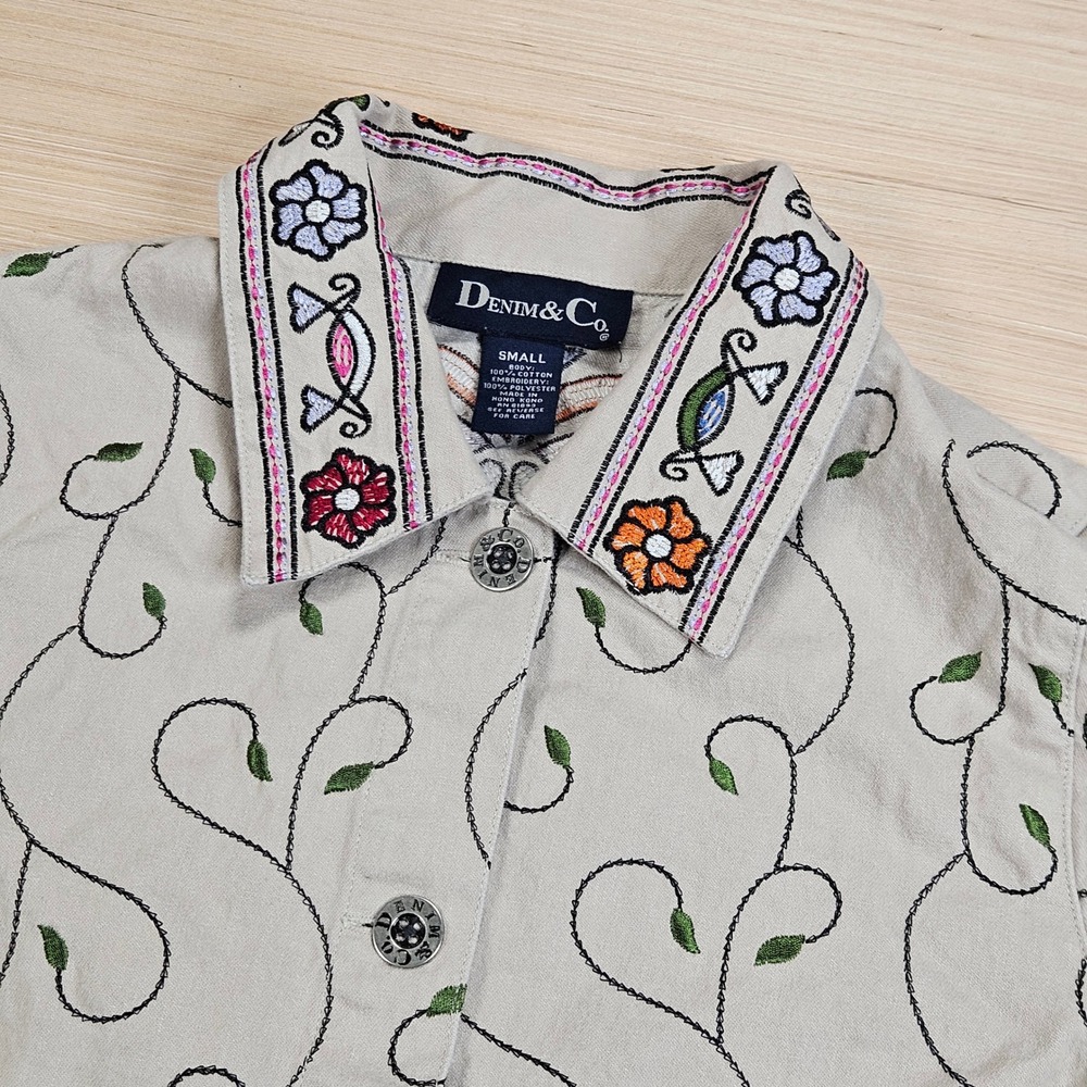 Floral Embroidered Womens Button Up Shirt S Beige Long Sleeve Cotton Denim & Co